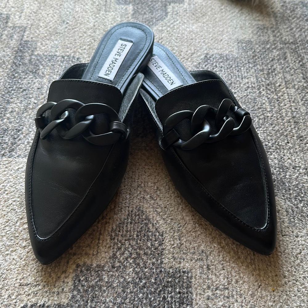 Steve Madden Chain Slide